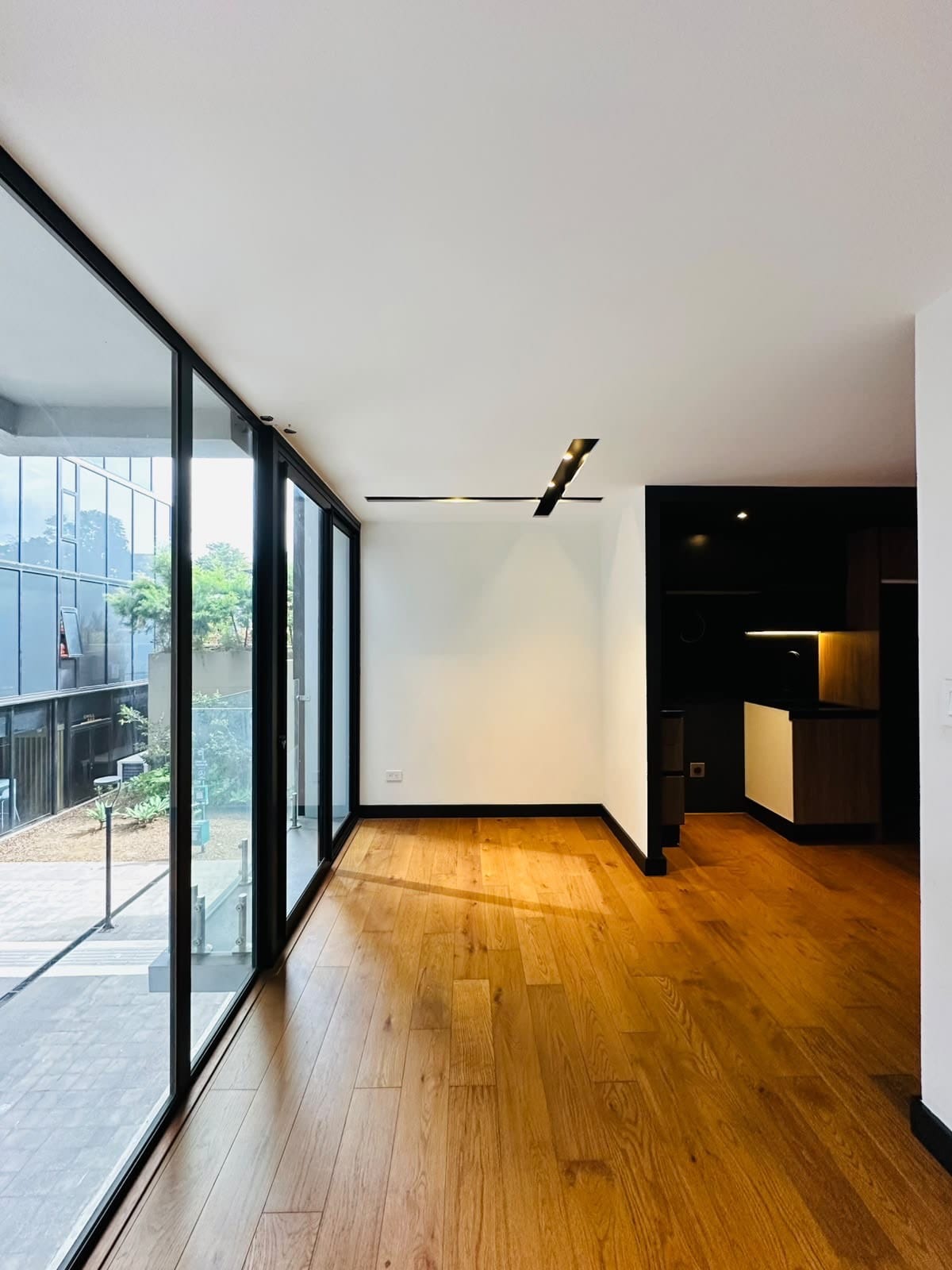 Loft estudio Renta y venta — Apartamento en Alquiler en Villa Mariscal, Zona 11, Guatemala, Ciudad — foto 2 de 7