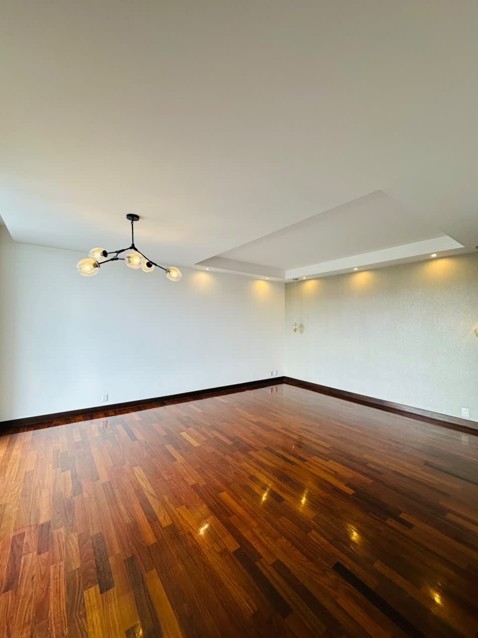 Espectacular apartamento en renta zona 14 — Apartamento en Alquiler en Zona 14, Guatemala, Ciudad — foto 1 de 8
