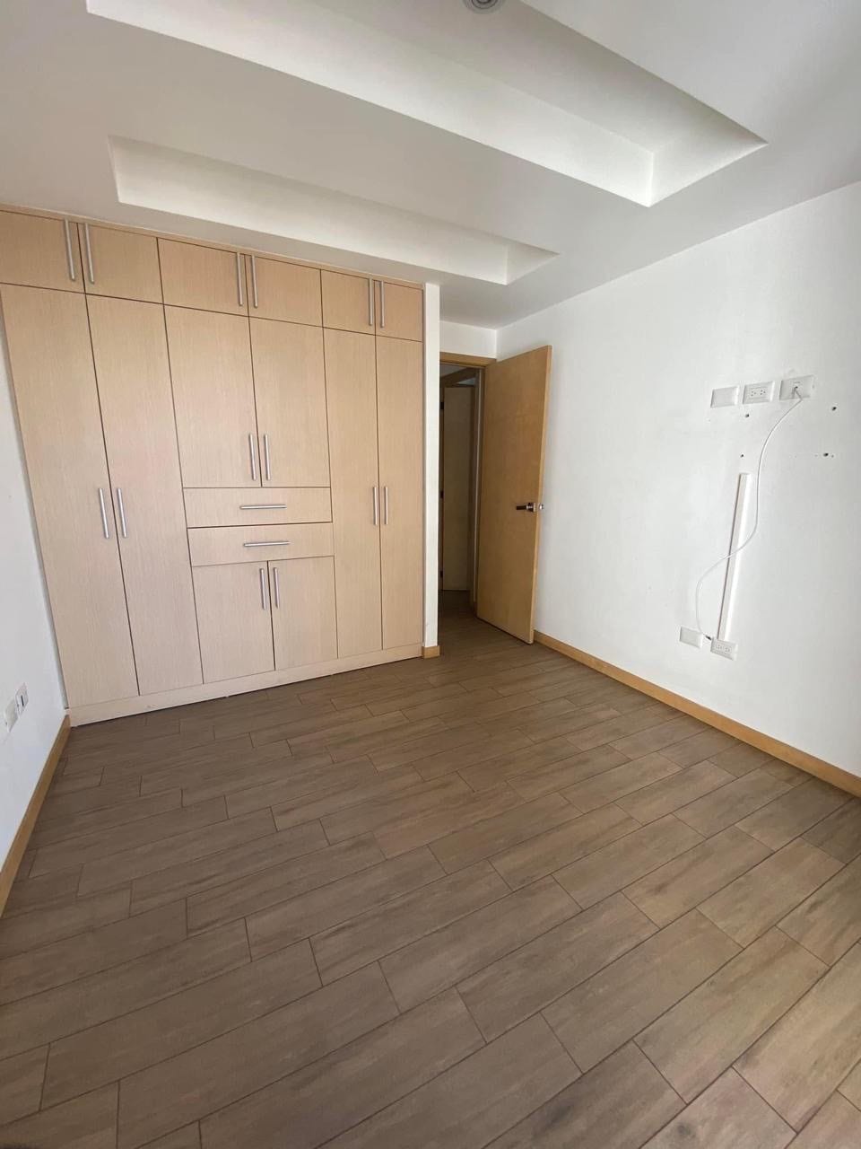 Hermoso apartamento en renta zona 10 — Apartamento en Alquiler en Zona 10, Guatemala, Ciudad — foto 4 de 9