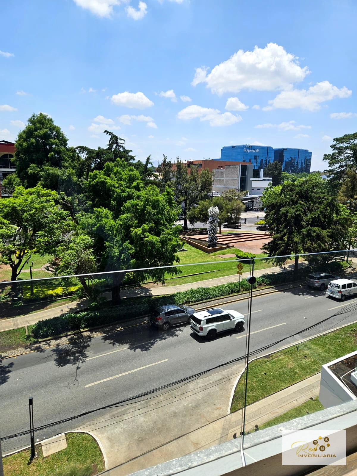 RENTA APARTAMENTO EXCLUSIVO PARQUE 14, Zona Residencial Premium — Apartamento en Alquiler en Zona 14, Guatemala, Ciudad — foto 14 de 14