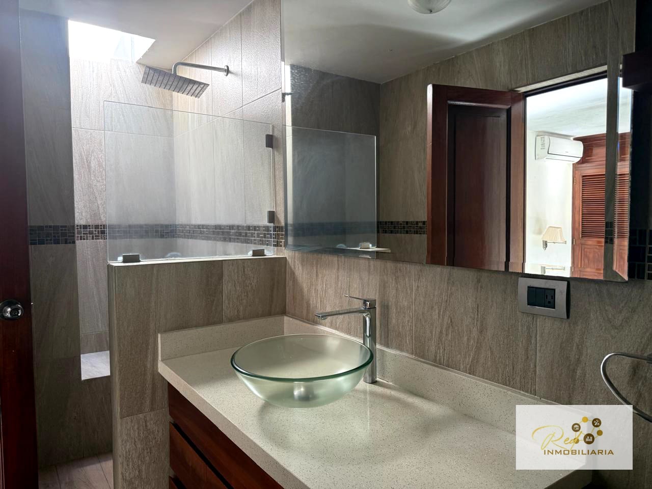 🏡 CASA EN RENTA ZONA PRADERA ZONA 10 🏡 — Casa en Alquiler en Zona 10, Guatemala, Ciudad — foto 16 de 17