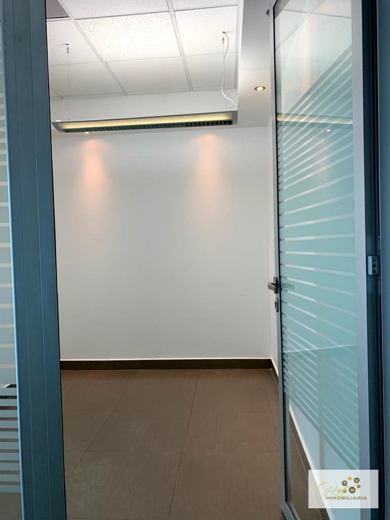 🏢 Oficinas en Renta – Torre IV, Zona Pradera (copia) — Oficina en Alquiler en Zona 10, Guatemala, Ciudad — foto 12 de 16