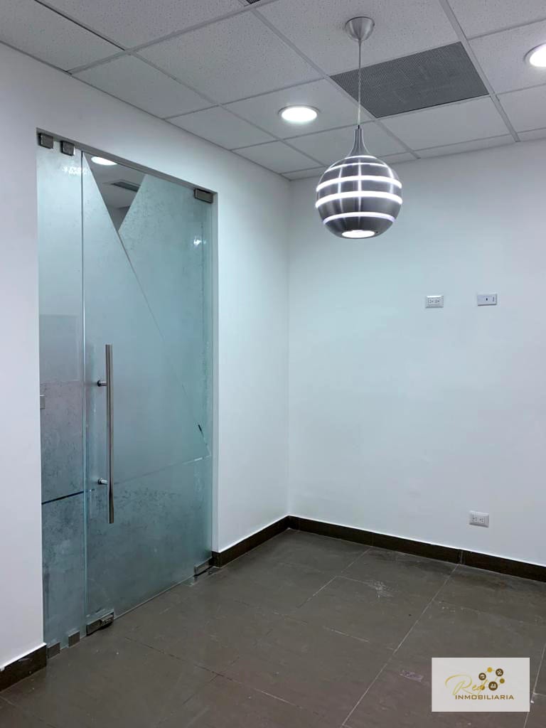 🏢 Oficinas en Renta – Torre IV, Zona Pradera (copia) — Oficina en Alquiler en Zona 10, Guatemala, Ciudad — foto 5 de 16
