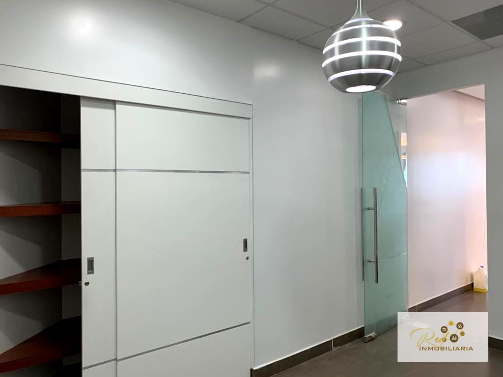 🏢 Oficinas en Renta – Torre IV, Zona Pradera (copia) — Oficina en Alquiler en Zona 10, Guatemala, Ciudad — foto 11 de 16