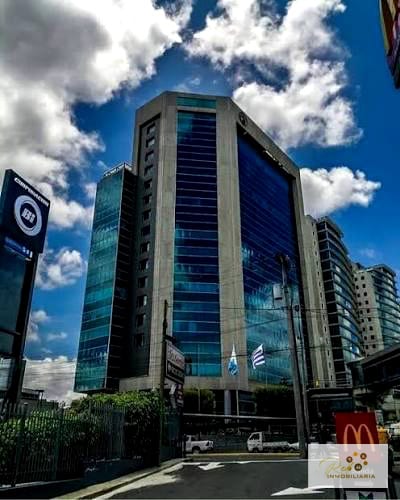 🏢 Oficinas en Renta – Torre IV, Zona Pradera (copia) — Oficina en Alquiler en Zona 10, Guatemala, Ciudad — foto 1 de 16