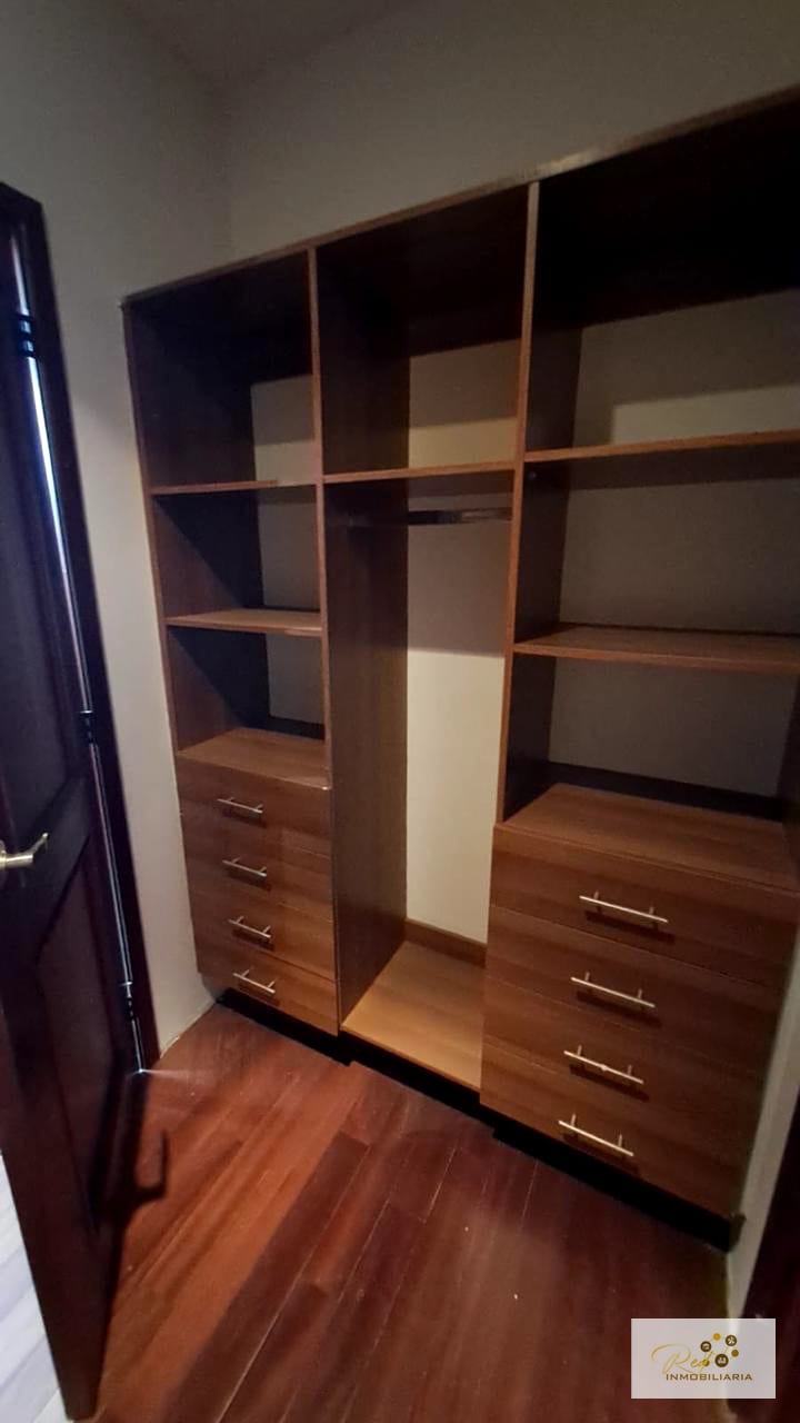 🏢 Renta de amplio apartamento — Edificio Oakland, Zona 10 — Apartamento en Alquiler en Zona 10, Guatemala, Ciudad — foto 14 de 17