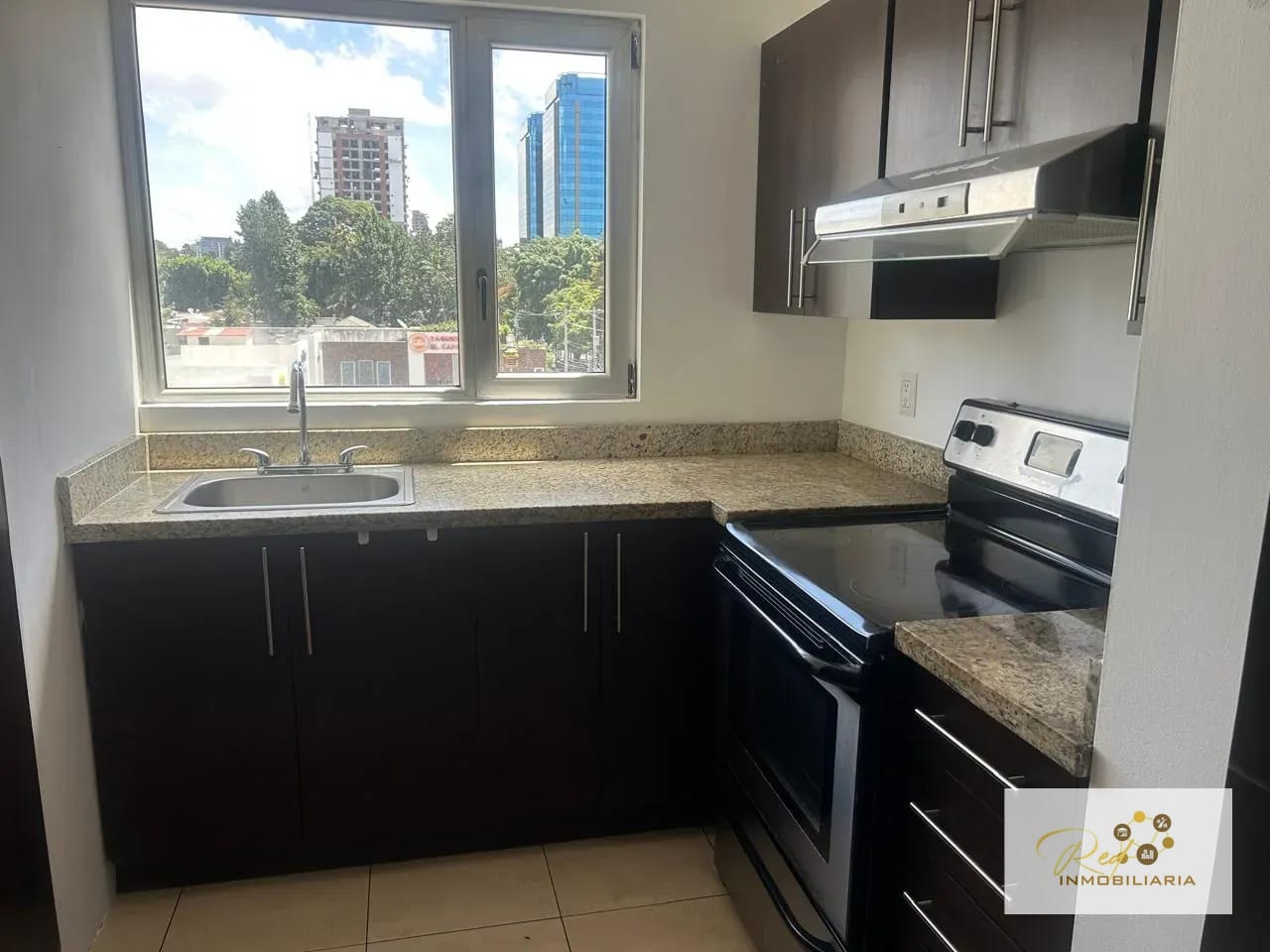 🏢 Apartamento en Alquiler – Zona 14, Edificio Catania — Apartamento en Alquiler en Zona 14, Guatemala, Ciudad — foto 2 de 16