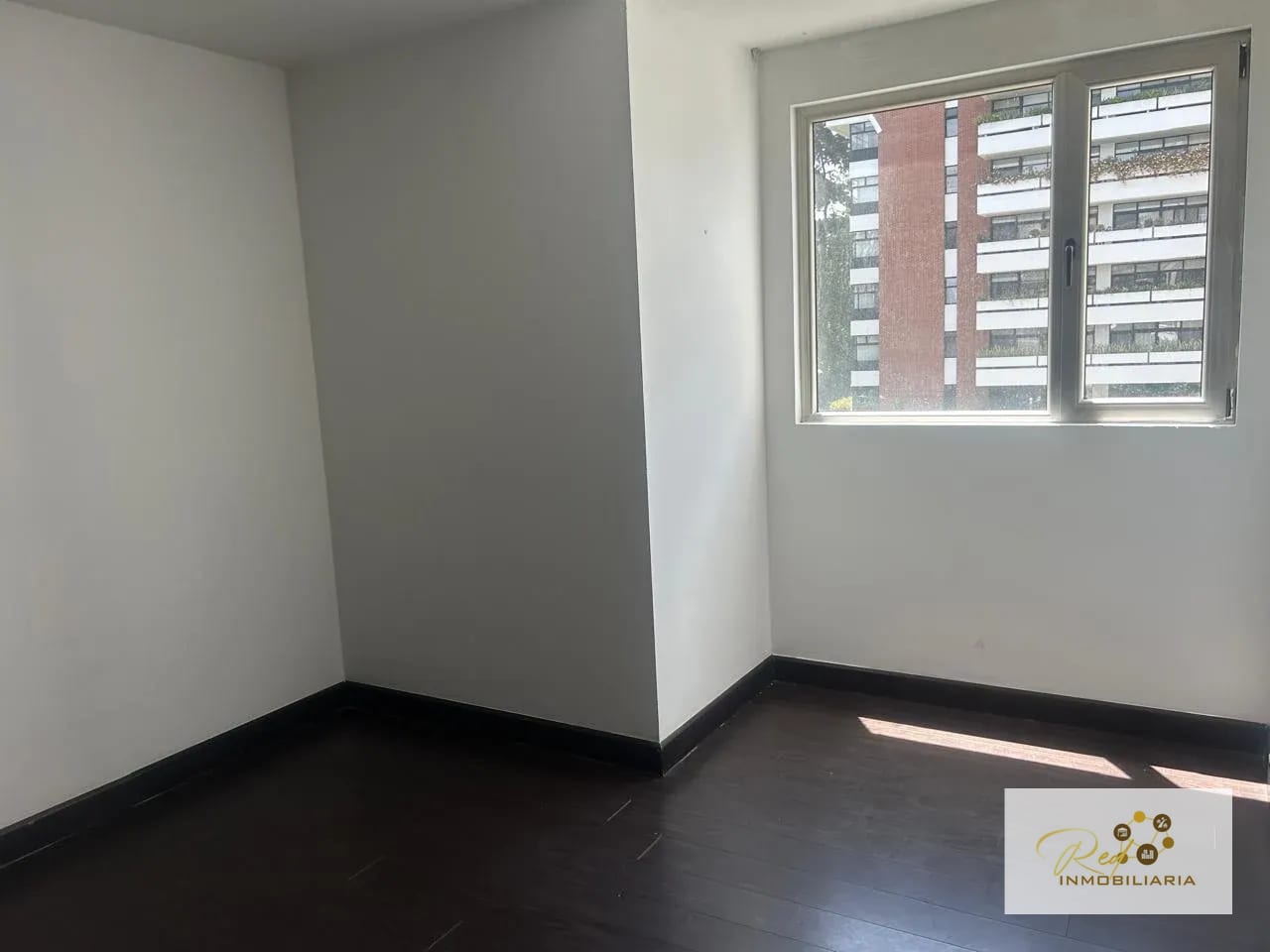 🏢 Apartamento en Alquiler – Zona 14, Edificio Catania — Apartamento en Alquiler en Zona 14, Guatemala, Ciudad — foto 5 de 16