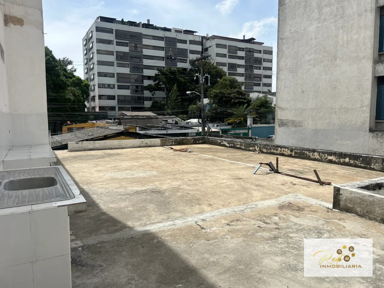 Edificio de 4 niveles 🏢 — Zona 9, Ciudad Capital — Edificio en Venta en Zona 9, Guatemala, Ciudad — foto 1 de 17