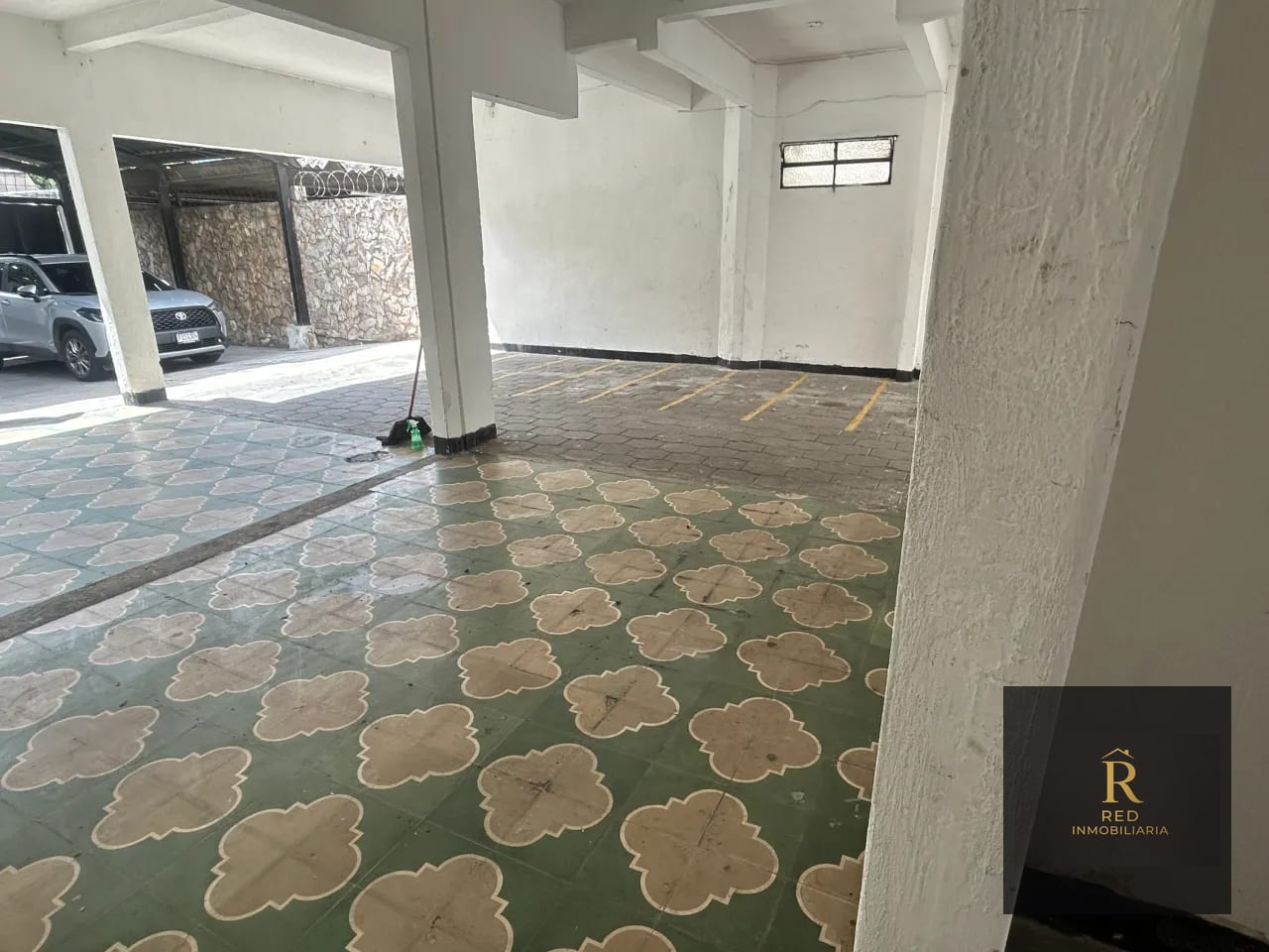 Venta Edificio 4 niveles 🏢 Comercio/Vivienda- Zona 9, Ciudad Capital — Edificio en Venta en Zona 9, Guatemala, Ciudad — foto 16 de 17