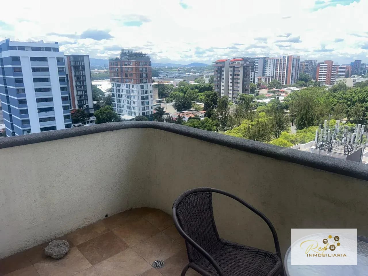 🏠 Apto. Bellini Zona 14- En Renta — Amueblado y listo para vivir. — Apartamento en Alquiler en Zona 14, Guatemala, Ciudad — foto 3 de 17