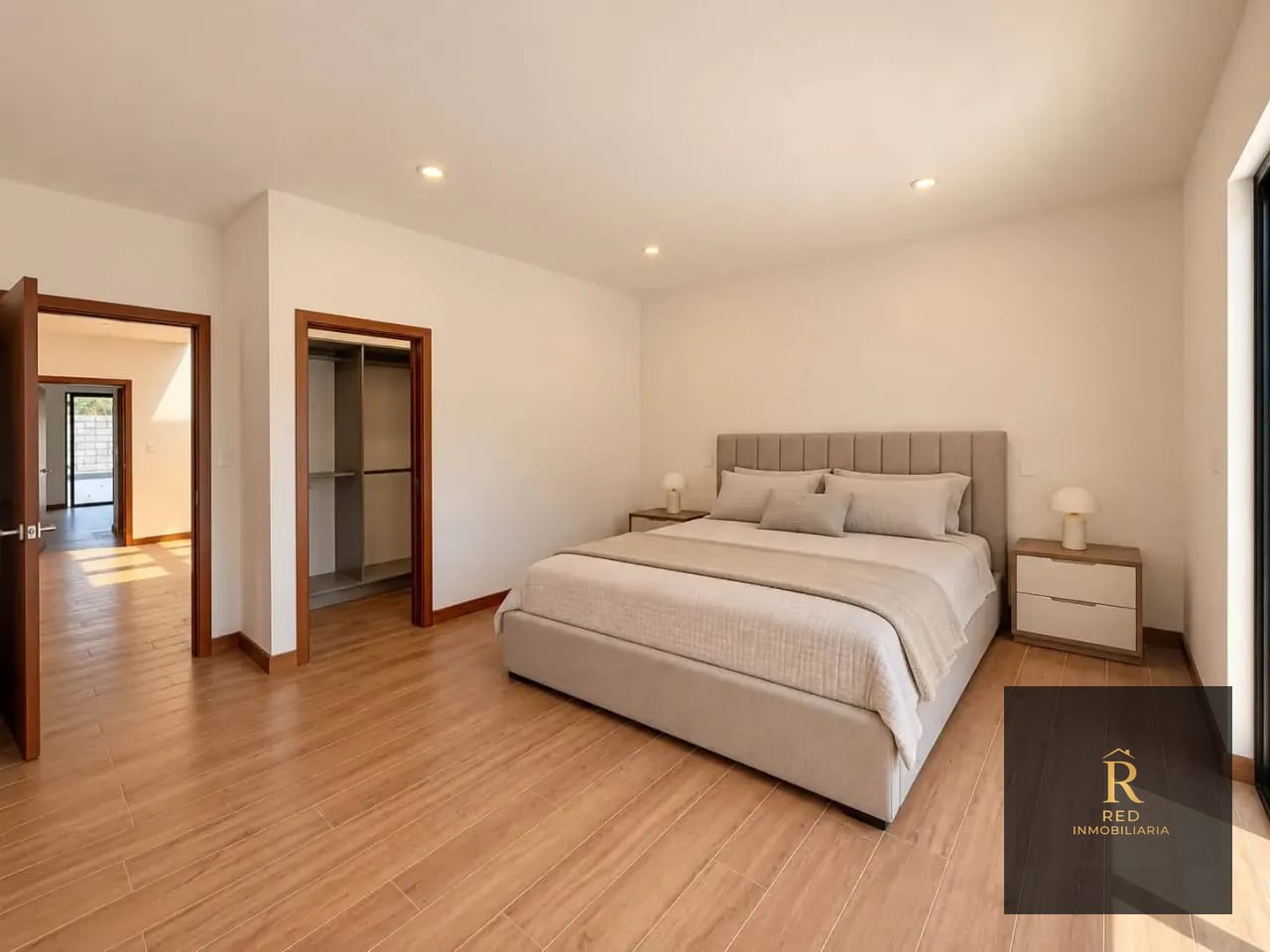🏡 Casa en Venta para Estrenar | Santa Rosalía — Casa en Venta en Santa Rosalia La Laguna, Carretera a El Salvador, Guatemala, Ciudad — foto 4 de 17