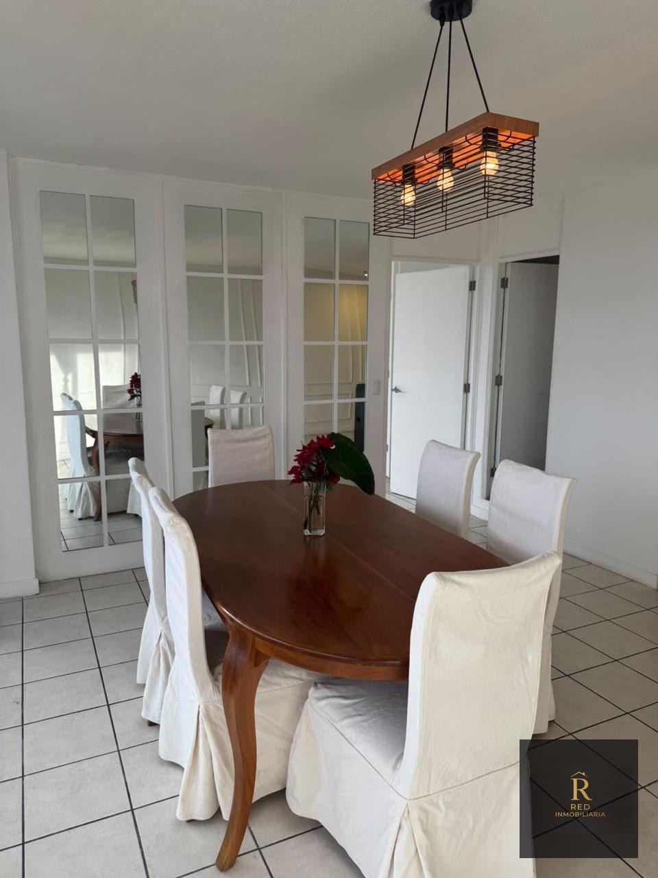 🏙️✨ ¡APARTAMENTO EN RENTA! 🏢 Edificio El Cortijo📍 Vista a Av. Refor — Apartamento en Alquiler en Zona 10, Guatemala, Ciudad — foto 3 de 9