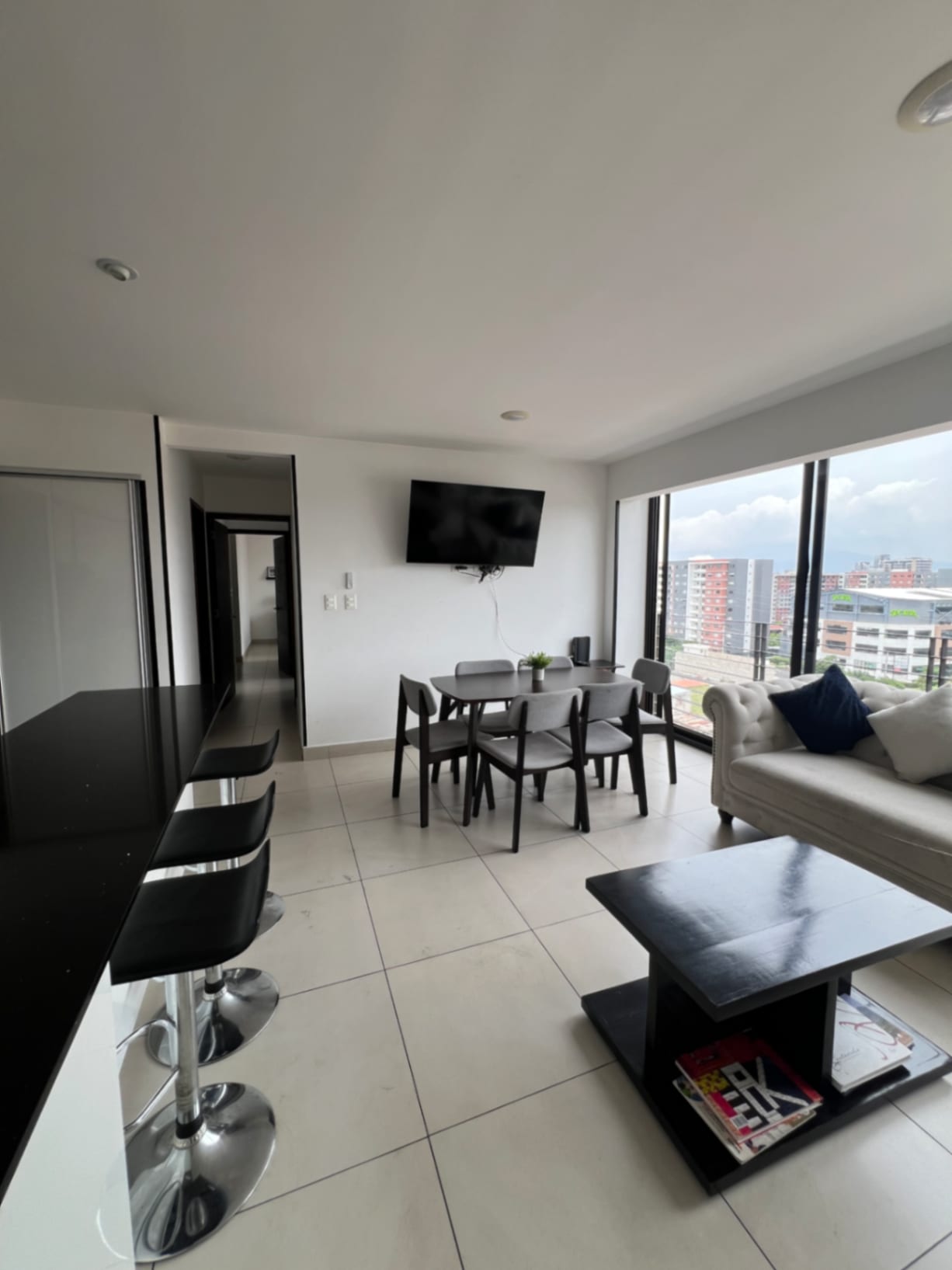 BE14 / Apartamento en Renta / Sin Muebles de 3 Habitaciones — Apartamento en Alquiler en Be14, Zona 14, Guatemala, Ciudad — foto 4 de 11
