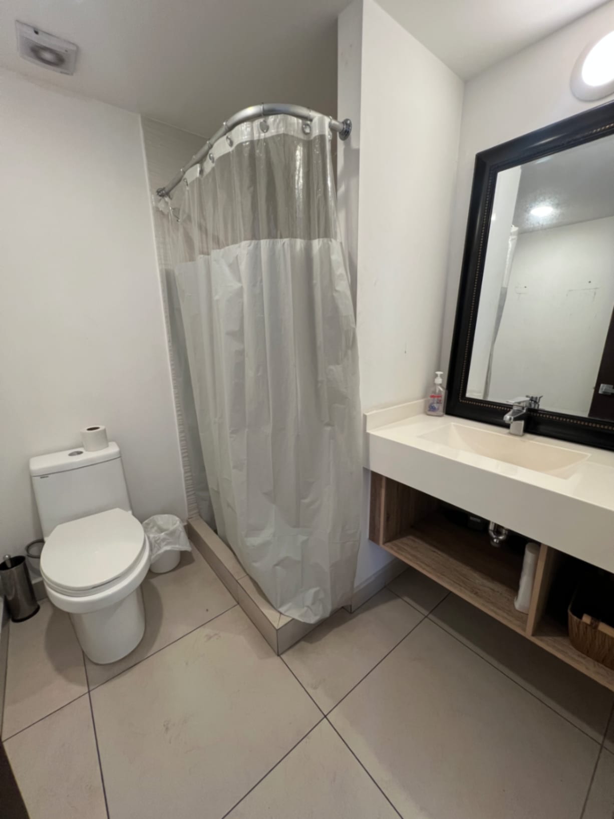BE14 / Apartamento en Renta / Sin Muebles de 3 Habitaciones — Apartamento en Alquiler en Be14, Zona 14, Guatemala, Ciudad — foto 5 de 11