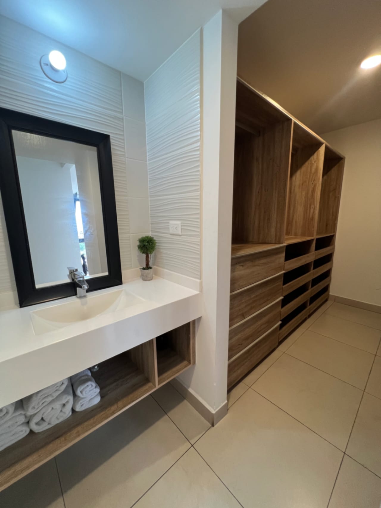 BE14 / Apartamento en Renta / Sin Muebles de 3 Habitaciones — Apartamento en Alquiler en Be14, Zona 14, Guatemala, Ciudad — foto 11 de 11