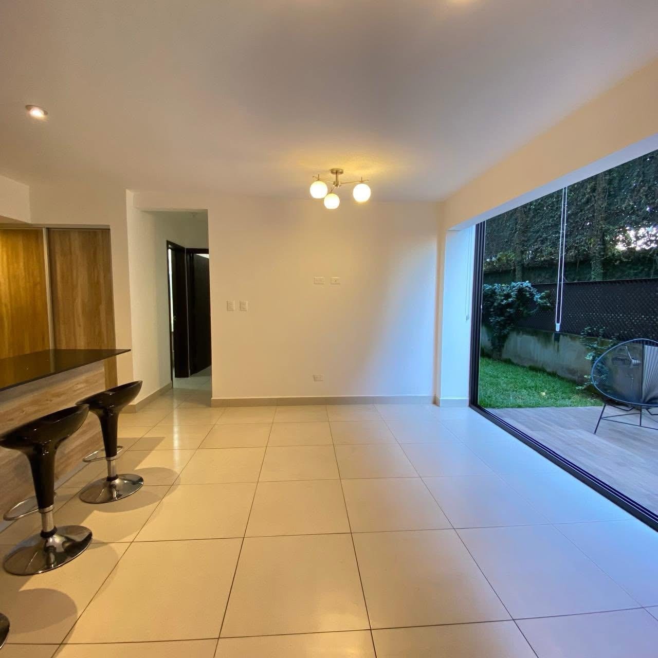 BE14 / APARTAMENTO EN VENTA DE 3 HABITACIONES Y JARDÍN — Apartamento en Venta en Be14, Zona 14, Guatemala, Ciudad — foto 2 de 10