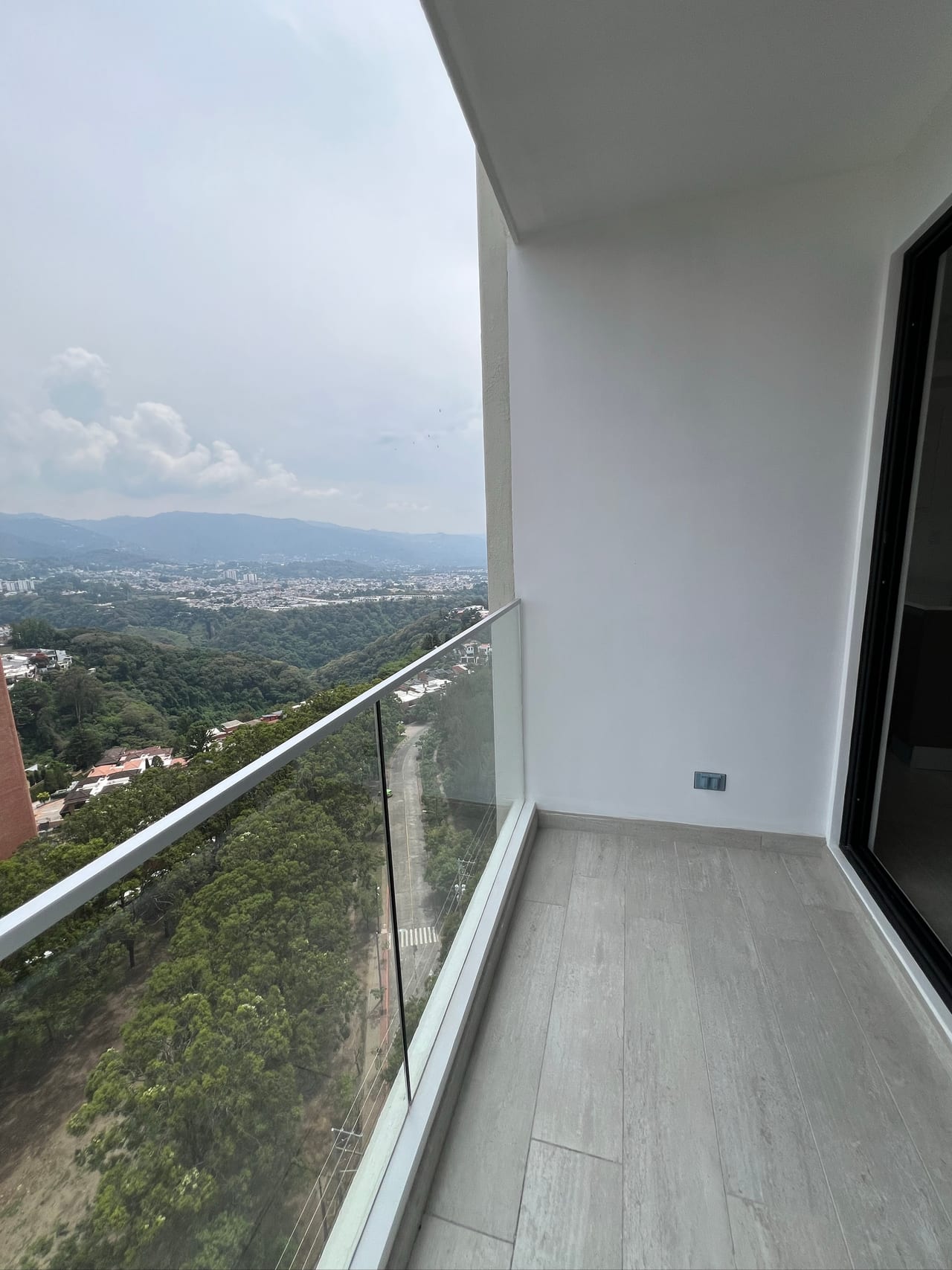 Verdú / Apartamento en Renta de 3H y Línea Blanca — Apartamento en Alquiler en Verdú, Zona 13, Guatemala, Ciudad — foto 11 de 17