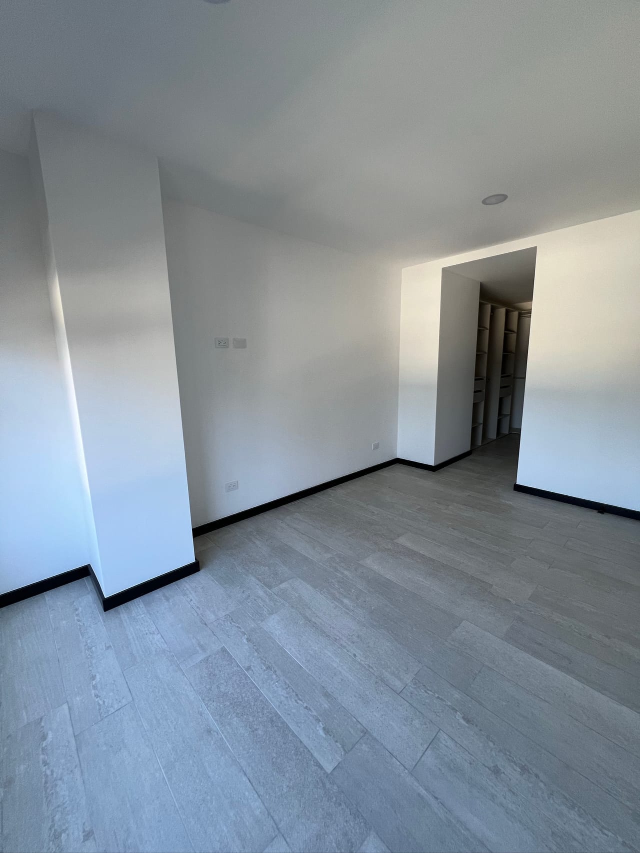 Verdú / Apartamento de 2 Habitaciones y 2.5 Baños + Bodega — Apartamento en Alquiler en Zona 13, Guatemala, Ciudad — foto 6 de 10