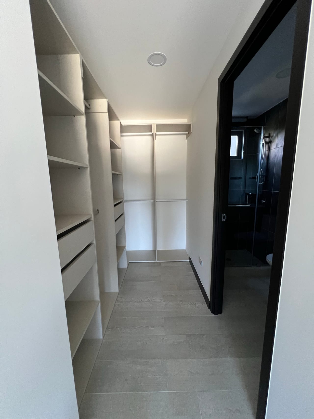 Verdú / Apartamento de 2 Habitaciones y 2.5 Baños + Bodega — Apartamento en Alquiler en Zona 13, Guatemala, Ciudad — foto 8 de 10