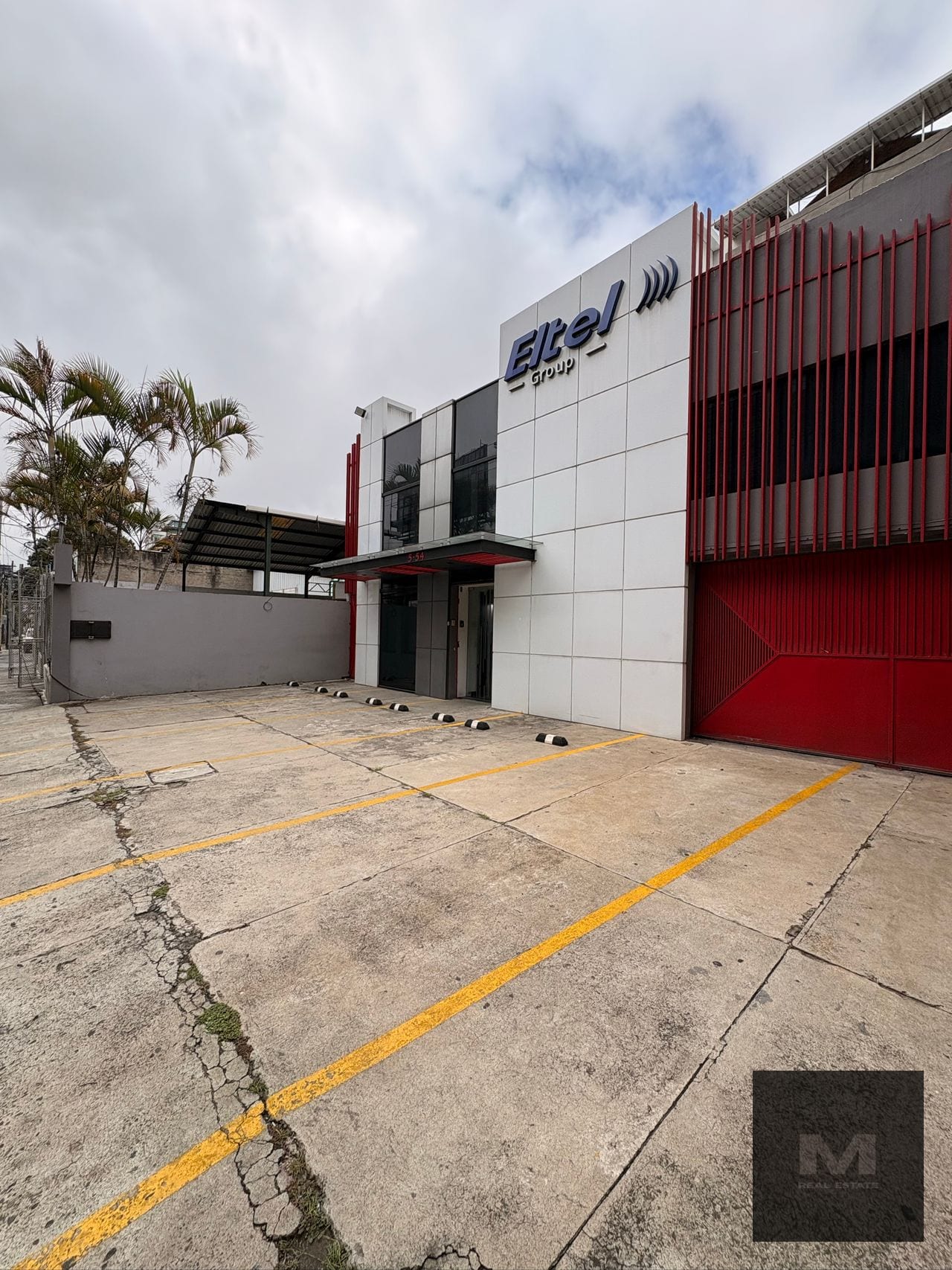 🏢 EDIFICIO CORPORATIVO EN RENTA — Oficina en Alquiler en Zona 10, Guatemala, Ciudad — foto 1 de 10