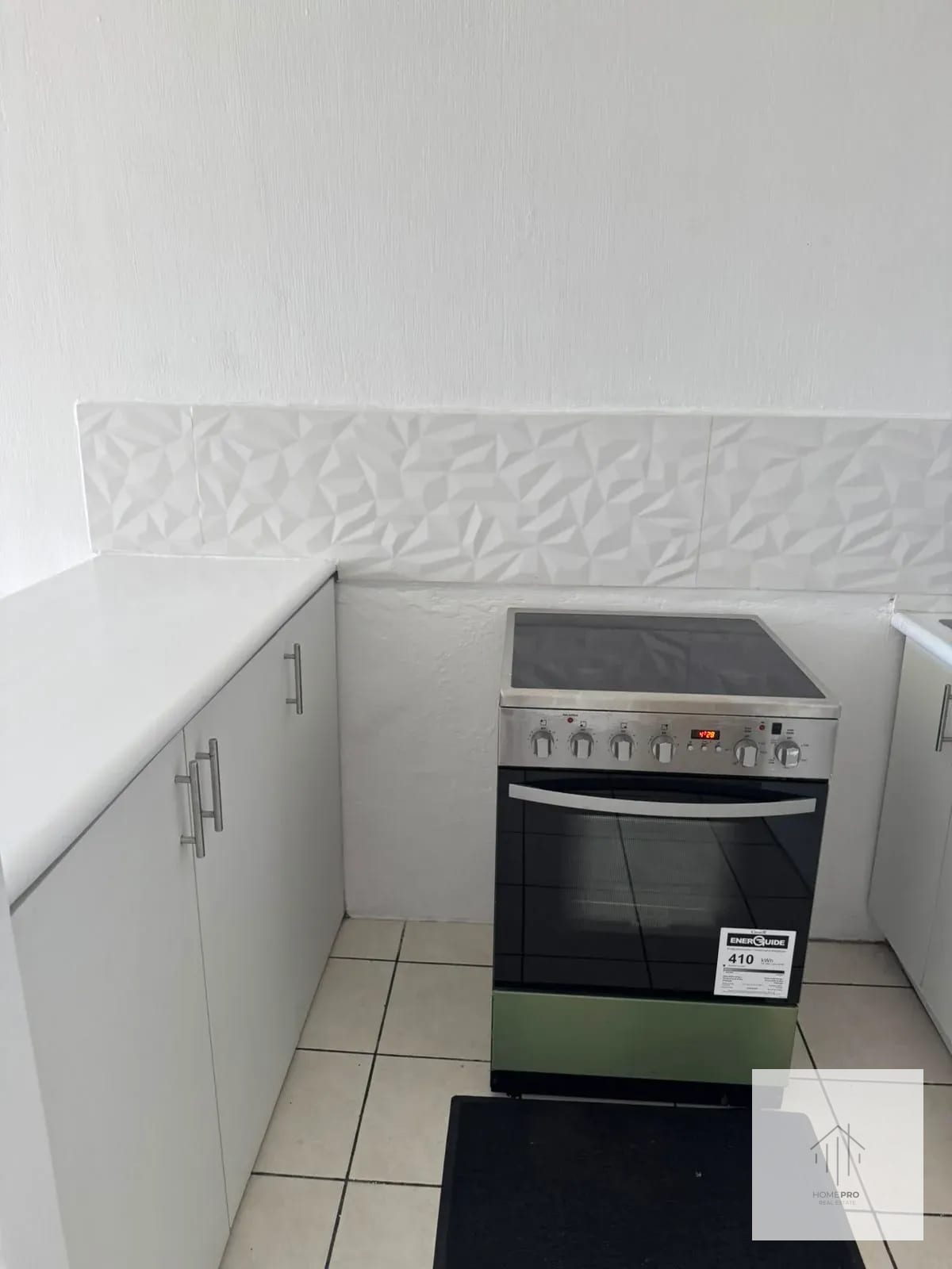 Apartamento Amueblado en Renta en Zona 9 — Apartamento en Alquiler en Cortijo Reforma, Zona 9, Guatemala, Ciudad — foto 5 de 11