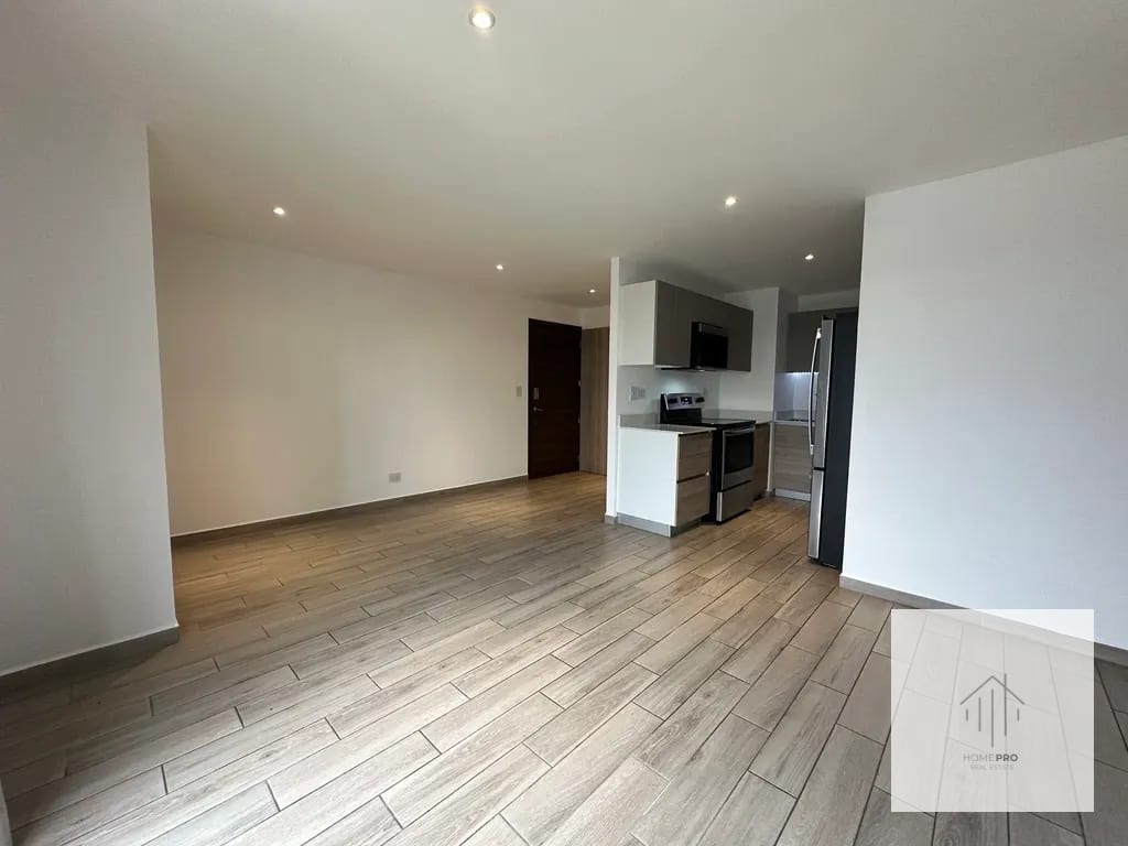Apartamento en Renta en Zona 10 — Apartamento en Alquiler en Parque 10, Zona 10, Guatemala, Ciudad — foto 2 de 17