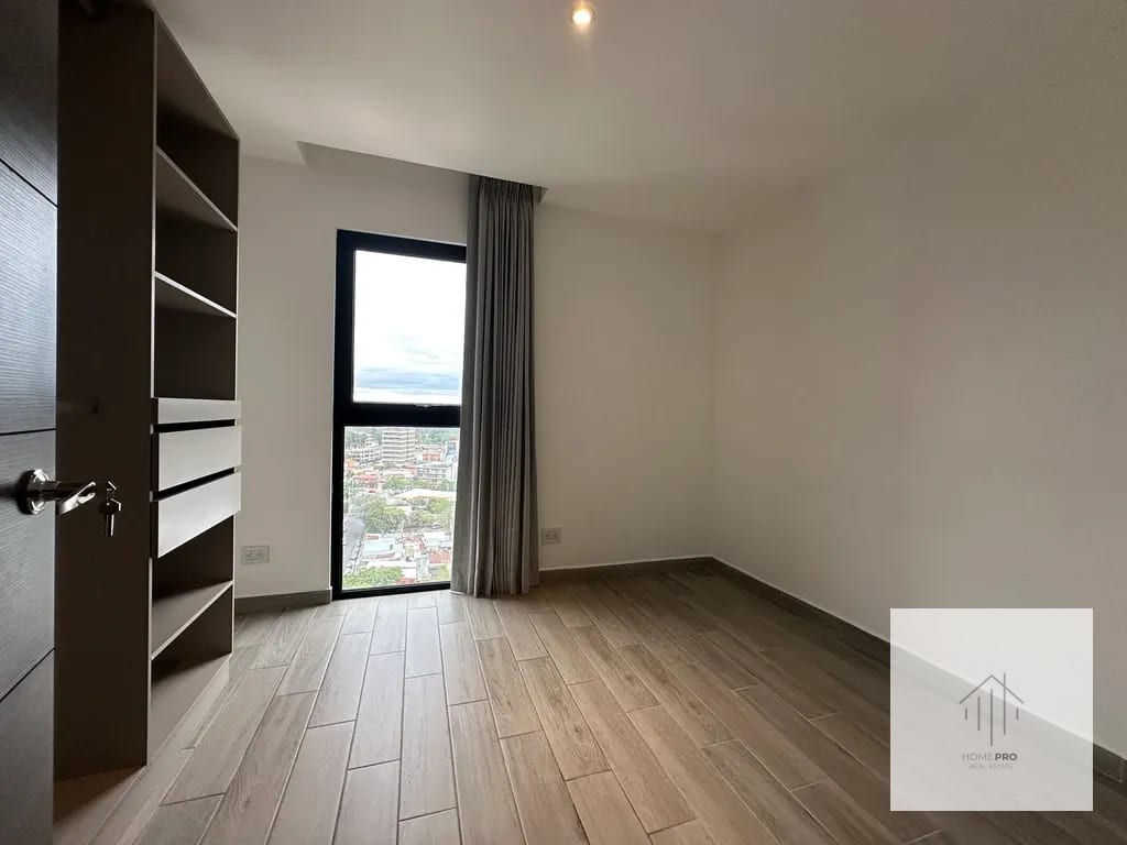 Apartamento en Renta en Zona 10 — Apartamento en Alquiler en Parque 10, Zona 10, Guatemala, Ciudad — foto 7 de 17