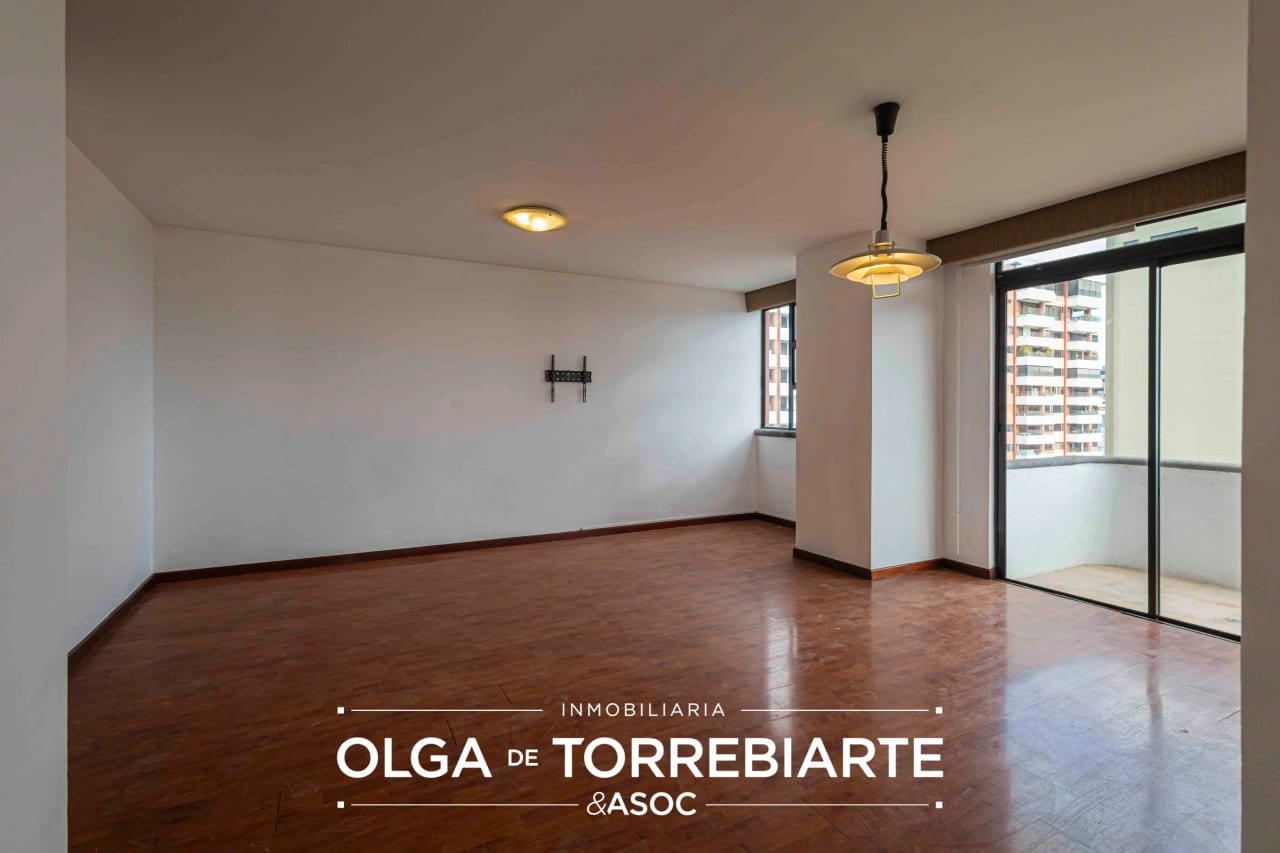 Apartamento en Edificio Bellini, zona 14 - Image 2