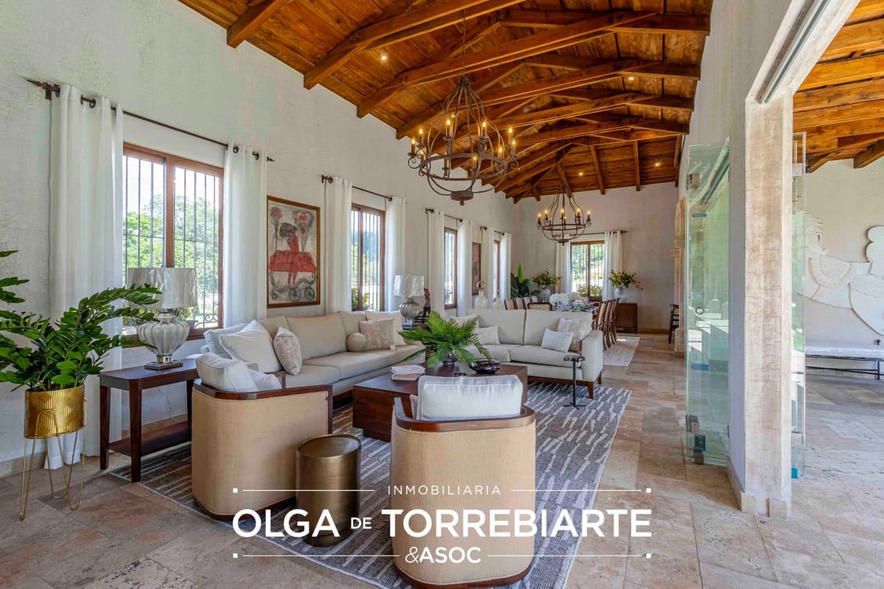 Casa en Paseo Antigua, Antigua Guatemala — Casa en Venta en Antigua, Sacatepéquez — foto 6 de 14