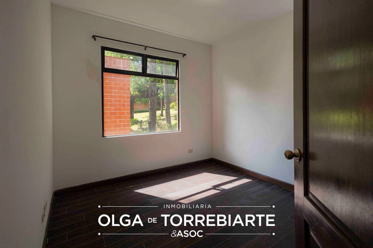 Apartamento en Villas Tiepolo, Carretera a El Salvador — Apartamento en Alquiler en Villa Tiepolo, Carretera a El Salvador, Guatemala, Ciudad — foto 7 de 10