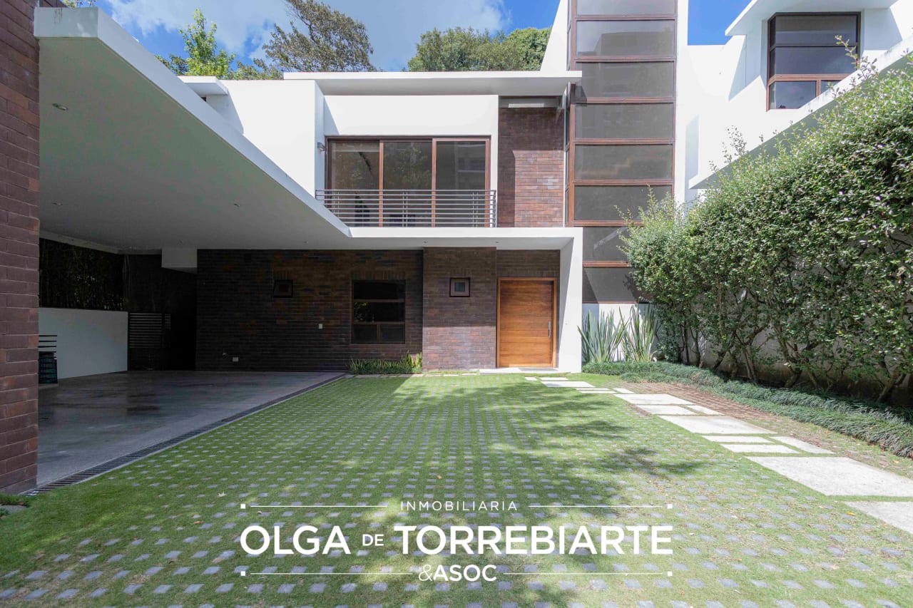 Casa en venta Acantos de Cayalá, Zona 16 — Casa en Venta en Acantos de Cayalá, Zona 16, Guatemala, Ciudad — foto 1 de 16