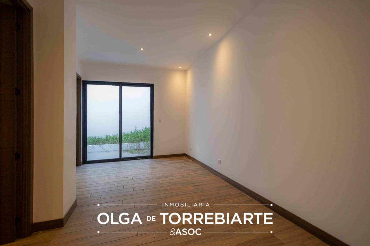 Apartamento en primer nivel, Vila Catorce, Zona 14 — Apartamento en Alquiler en Vila Catorce, Zona 14, Guatemala, Ciudad — foto 10 de 17