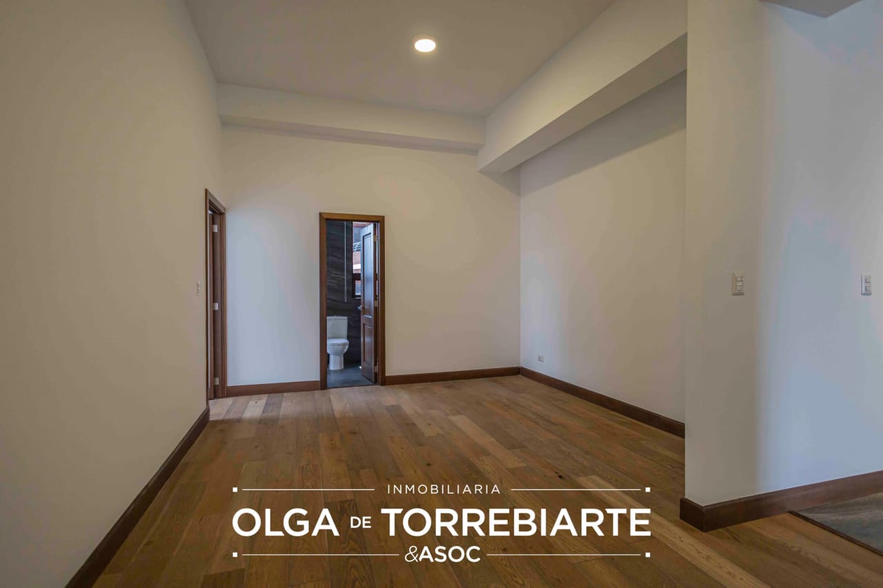 Apartamento en Salvattore, Zona 10 — Apartamento en Alquiler en Salvattore, Zona 10, Guatemala, Ciudad — foto 9 de 11