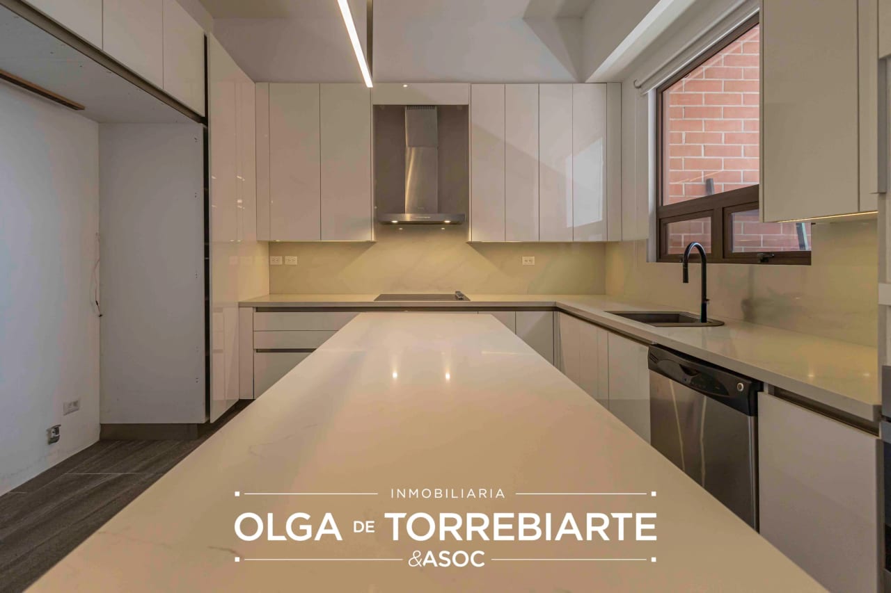 Apartamento en Salvattore, Zona 10 — Apartamento en Alquiler en Salvattore, Zona 10, Guatemala, Ciudad — foto 6 de 11