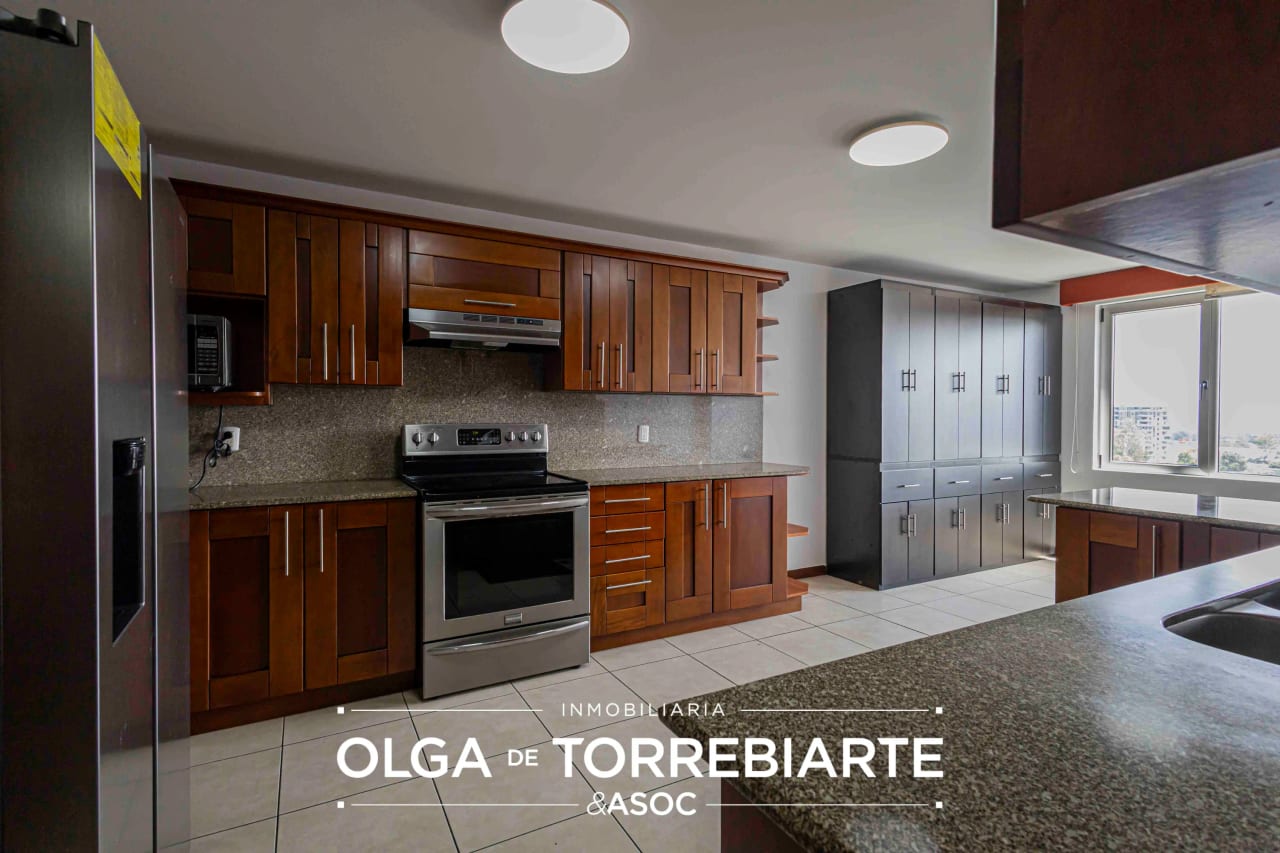 Apartamento en Botticelli II, zona 15 — Apartamento en Alquiler en Botticelli II, Zona 15, Guatemala, Ciudad — foto 8 de 17