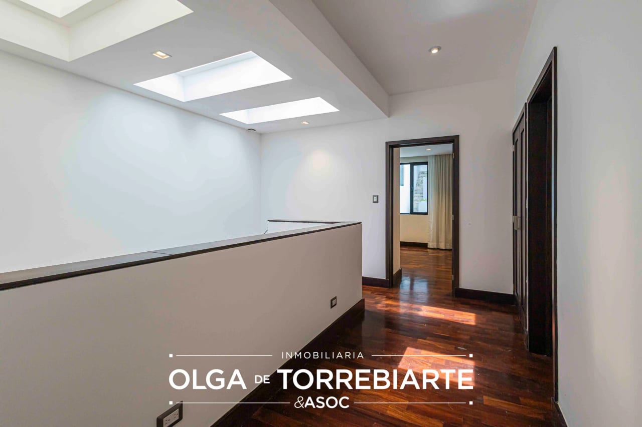 Casa en Oakland, Zona 10 — Casa en Alquiler en Zona 10, Guatemala, Ciudad — foto 8 de 12