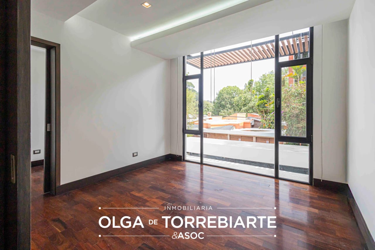 Casa en Oakland, Zona 10 — Casa en Alquiler en Zona 10, Guatemala, Ciudad — foto 10 de 12