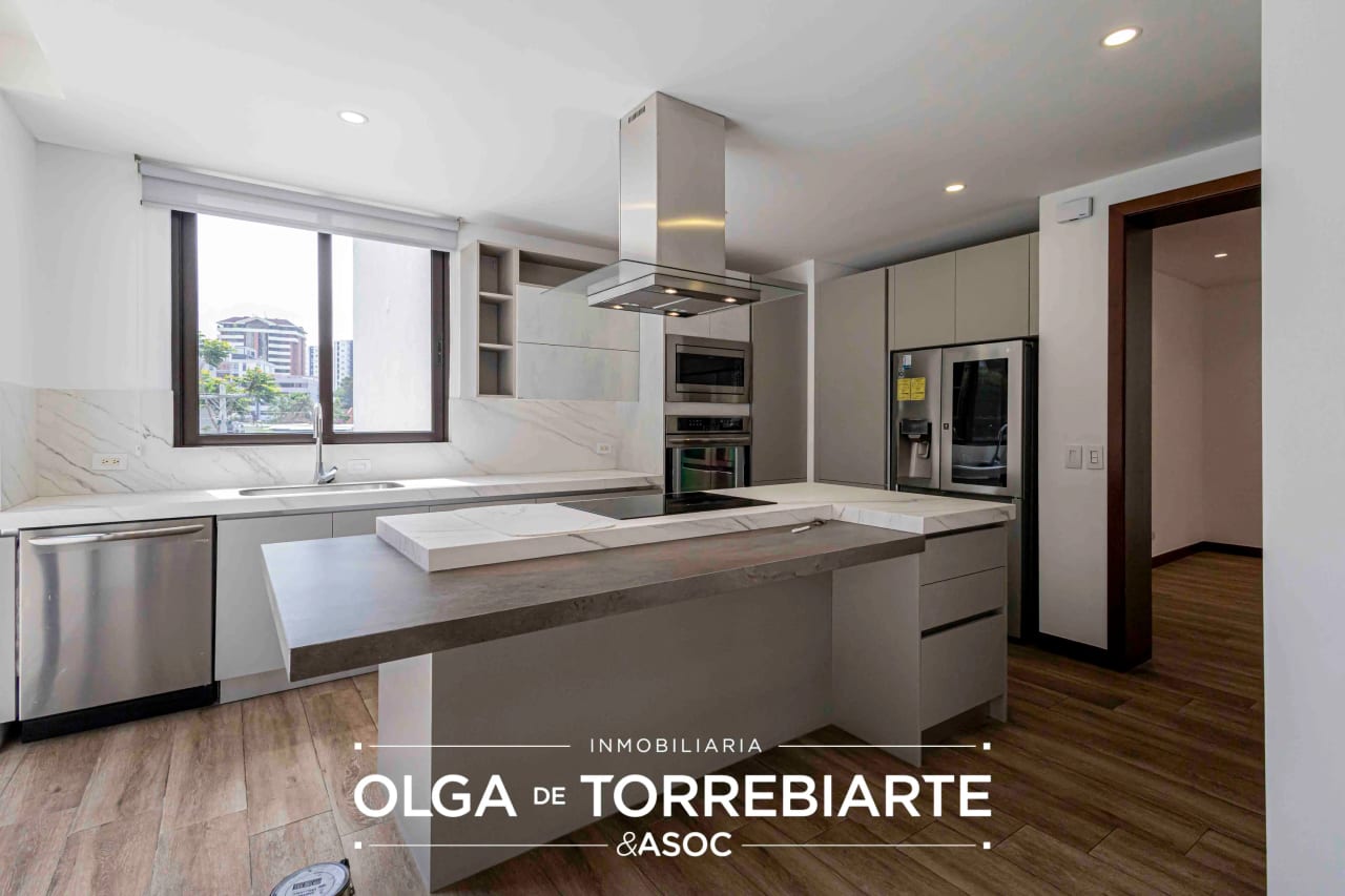Apartamento con terraza en Azure, zona 14 — Apartamento en Alquiler en Zona 14, Guatemala, Ciudad — foto 9 de 12