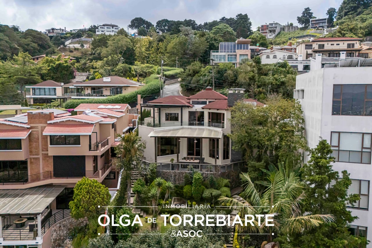 Casa en Residencial Montebello II — Casa en Venta en Montebello II, Carretera a El Salvador, Guatemala, Ciudad — foto 1 de 15