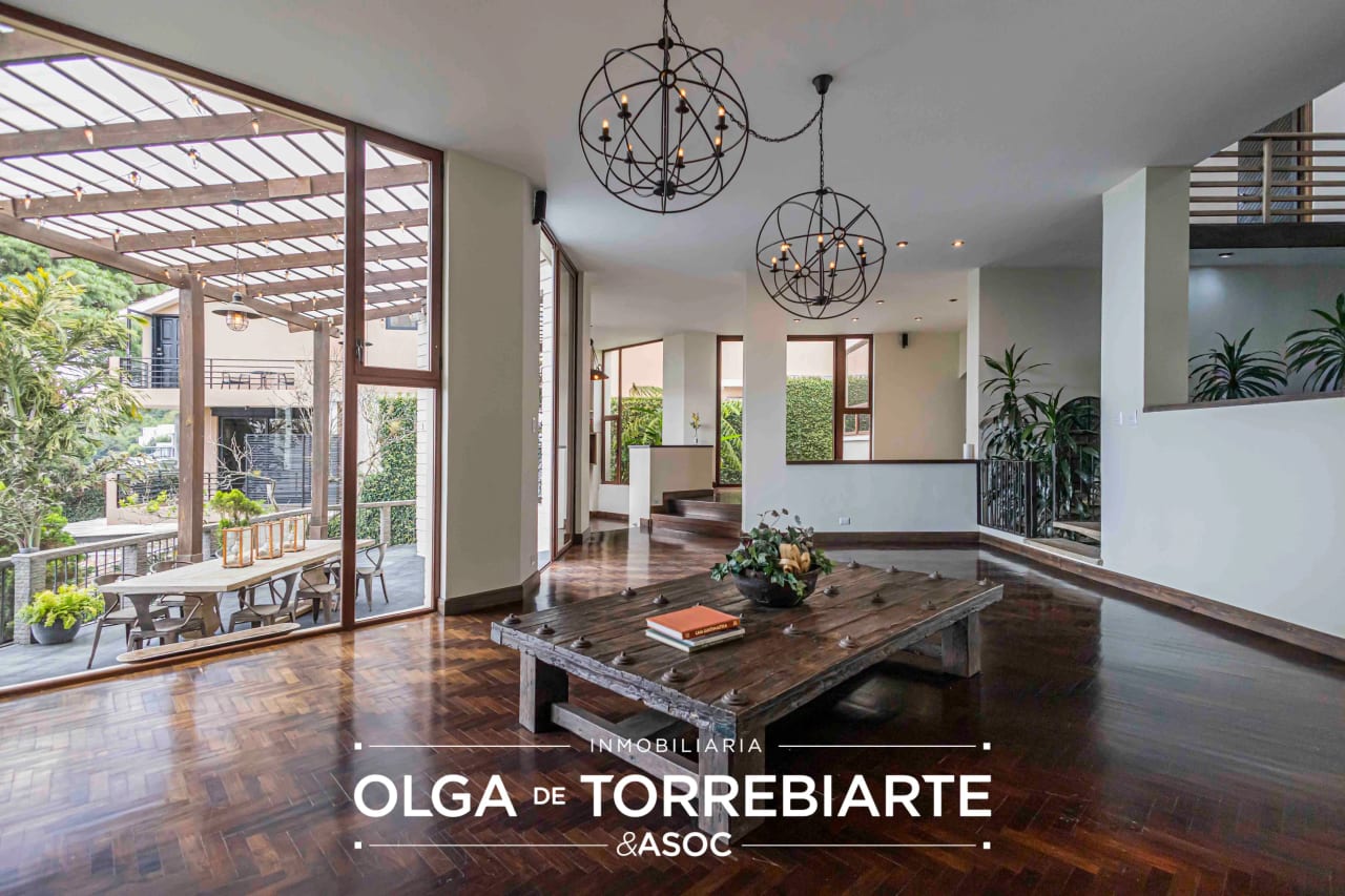 Casa en Residencial Montebello II — Casa en Venta en Montebello II, Carretera a El Salvador, Guatemala, Ciudad — foto 6 de 15