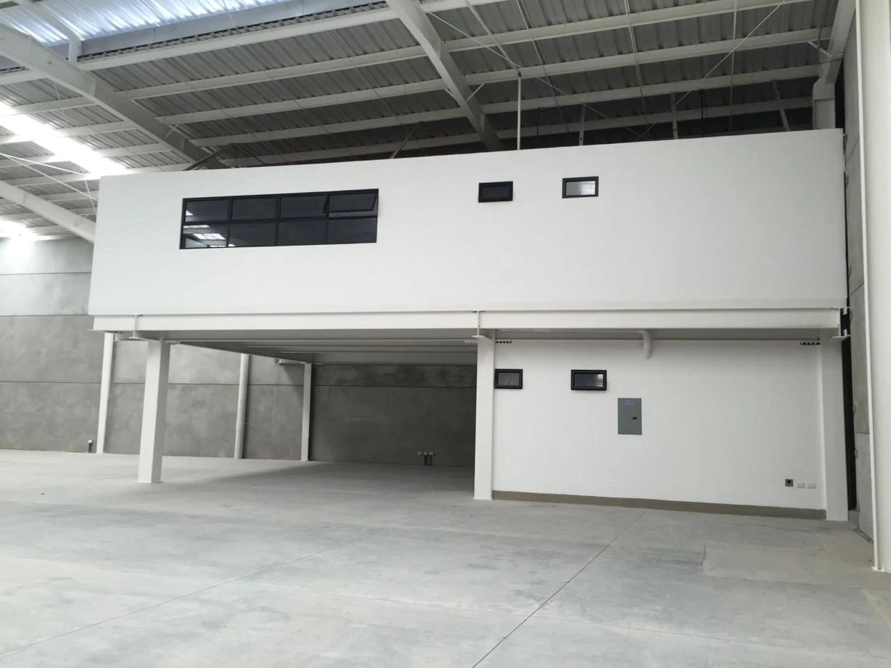 Ofibodega en Centro de Negocios La Paz, Zona 5 — Bodega / Ofibodega en Alquiler en Zona 5, Guatemala, Ciudad — foto 3 de 6
