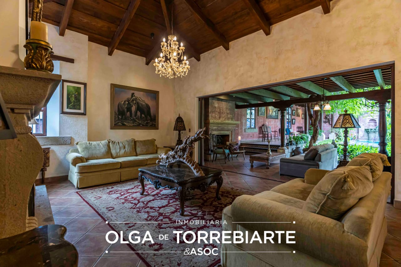 Casa amueblada en Condominio Hacienda San Jerónimo — Casa en Venta en Antigua, Sacatepéquez — foto 5 de 17