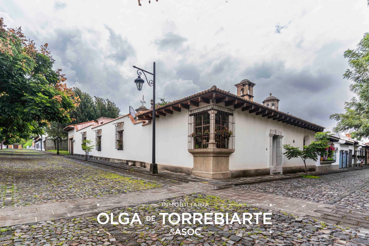 Casa amueblada en Condominio Hacienda San Jerónimo — Casa en Venta en Antigua, Sacatepéquez — foto 2 de 17