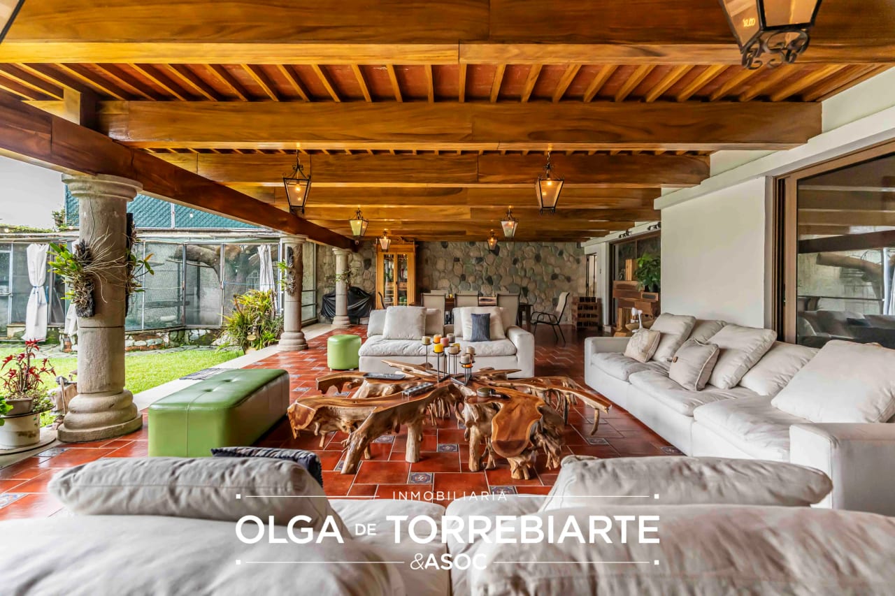 Casa Colonial en Carretera a Muxbal — Casa en Venta en Muxbal, Guatemala, Ciudad — foto 4 de 16
