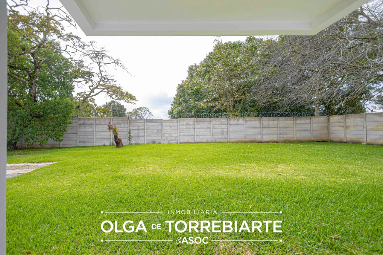 Casa de 1 nivel en Residencial Hacienda Real — Casa en Venta en Carretera a El Salvador, Guatemala, Ciudad — foto 3 de 13
