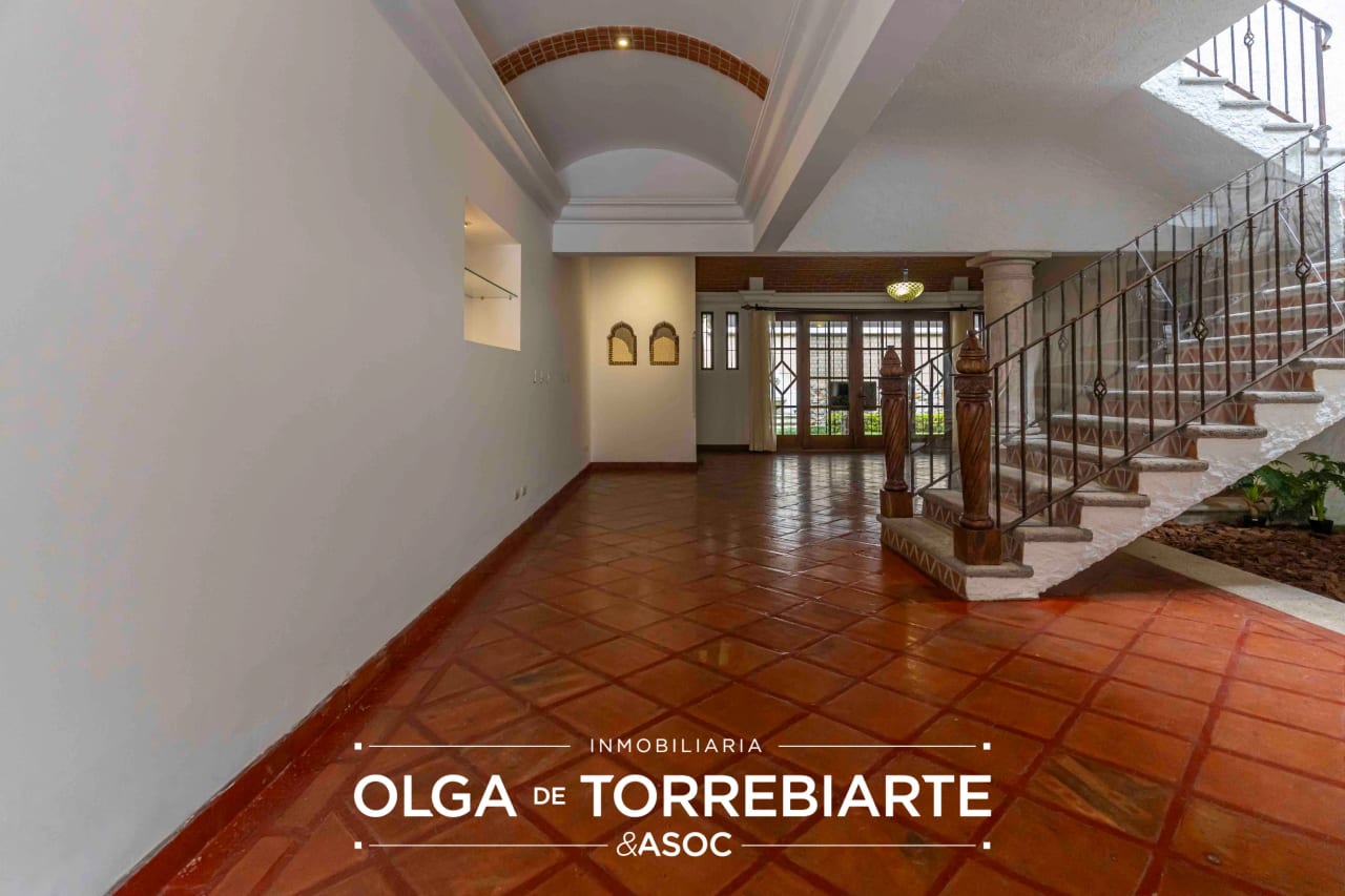 Casa en residenciales Las Cumbres, Zona 16 — Casa en Alquiler en Zona 13, Guatemala, Ciudad — foto 3 de 17