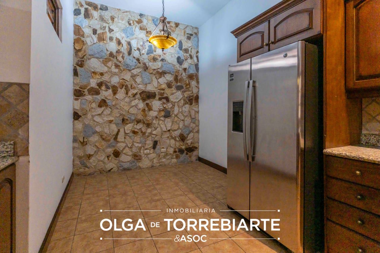 Casa en residenciales Las Cumbres, Zona 16 — Casa en Alquiler en Zona 13, Guatemala, Ciudad — foto 9 de 16