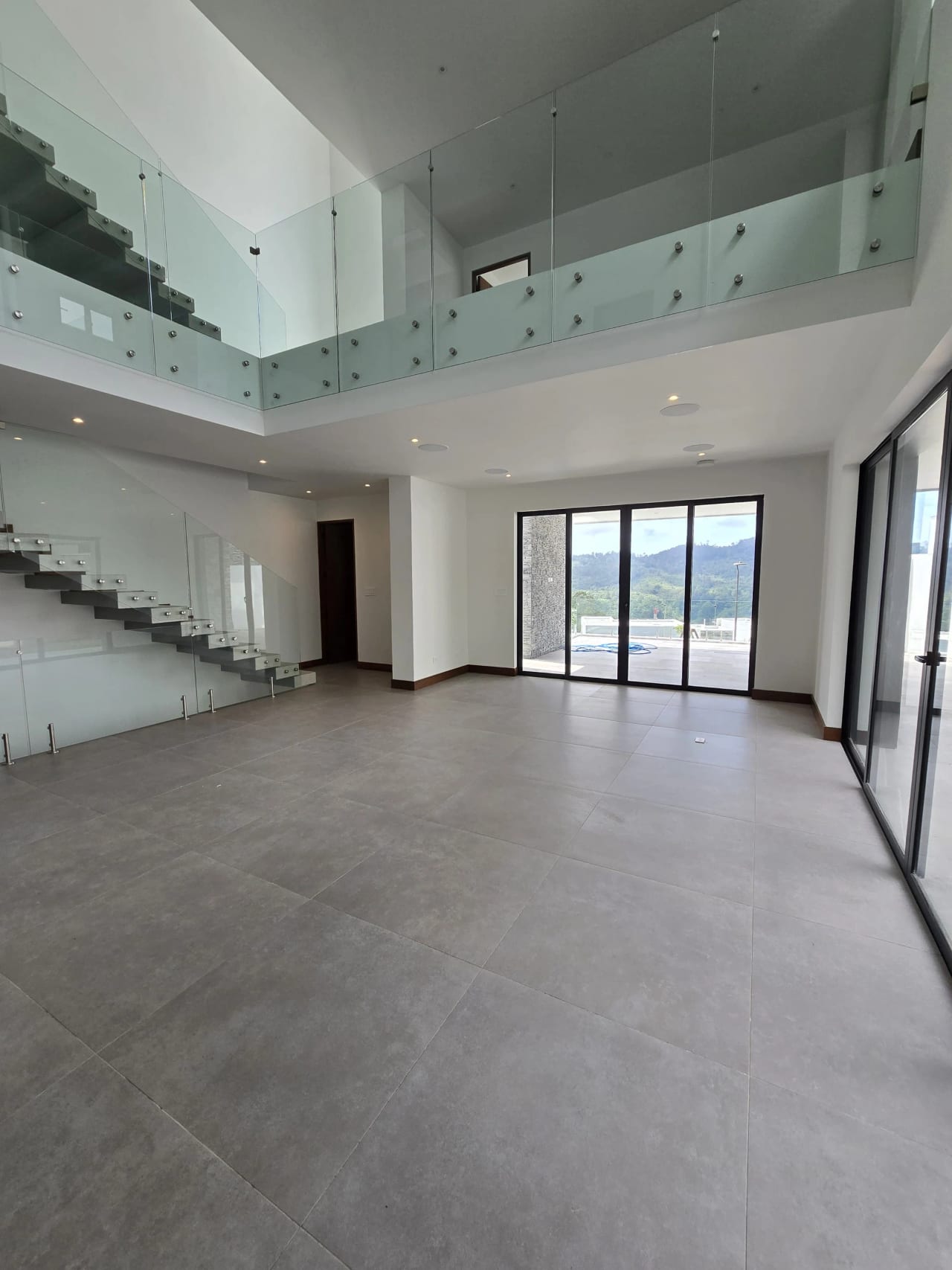 Se Alquila Preciosa Casa en Pulte Ecuestre, Zona 16. — Casa en Alquiler en El Pulté Ecuestre, Zona 16, Guatemala, Ciudad — foto 10 de 17