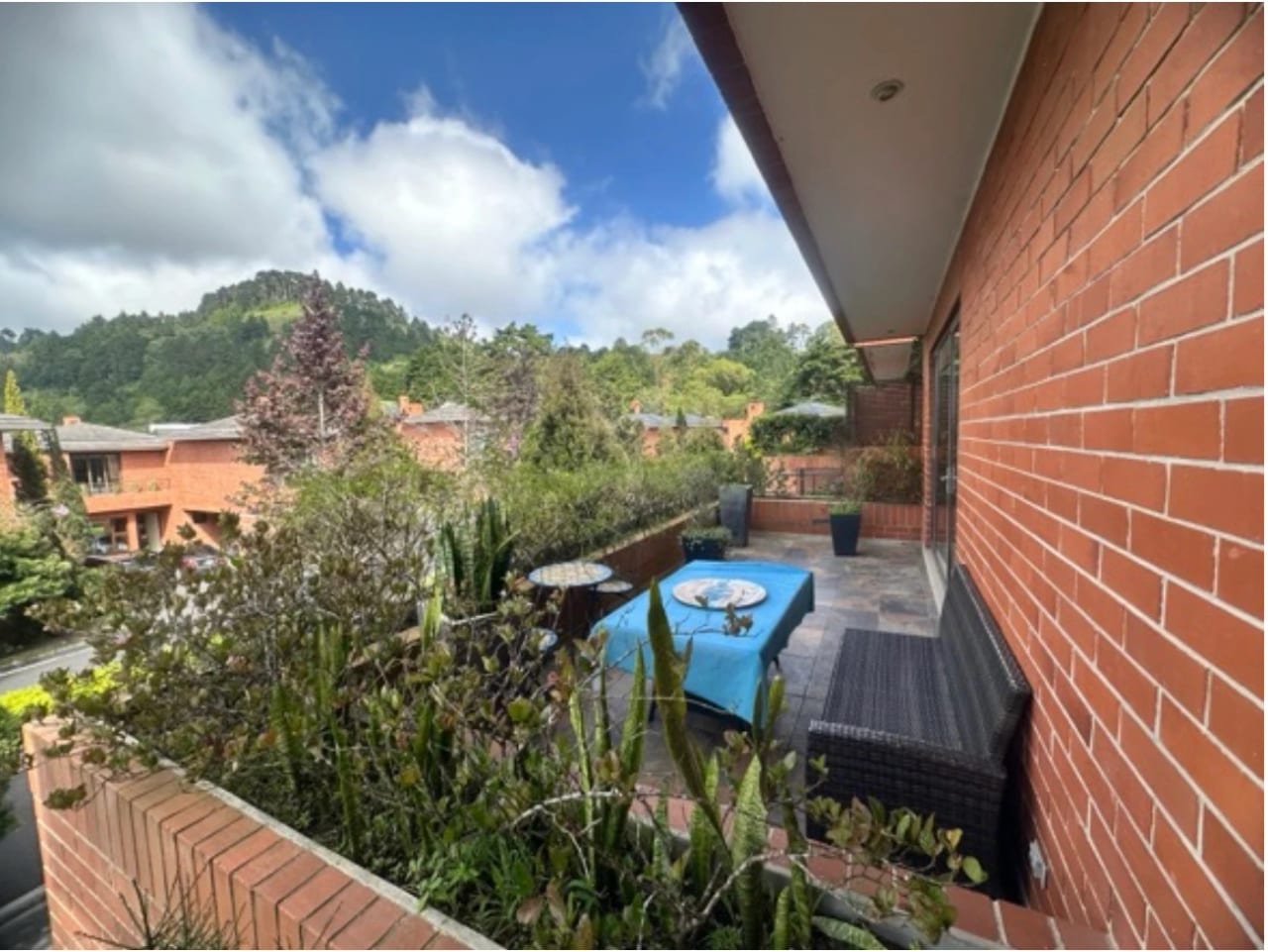 Se Vende Casa Residencias Concepción Condominio Camelias, Km. 15 CAES. — Casa en Venta en Carretera a El Salvador, Guatemala, Ciudad — foto 3 de 17